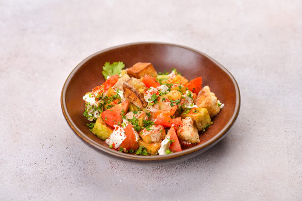 Салат Крачуна бадриджани мцвади