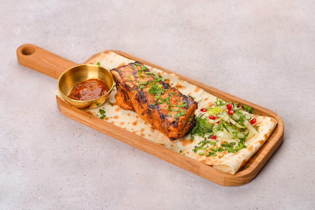 Свиная шейка маринованная в специях